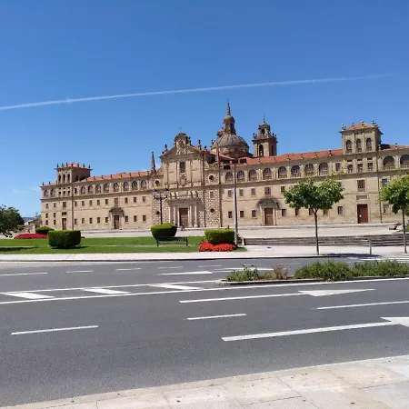 בית הארחה Medievo