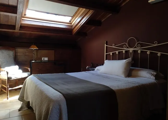 Medievo Konukevi Monforte De Lemos